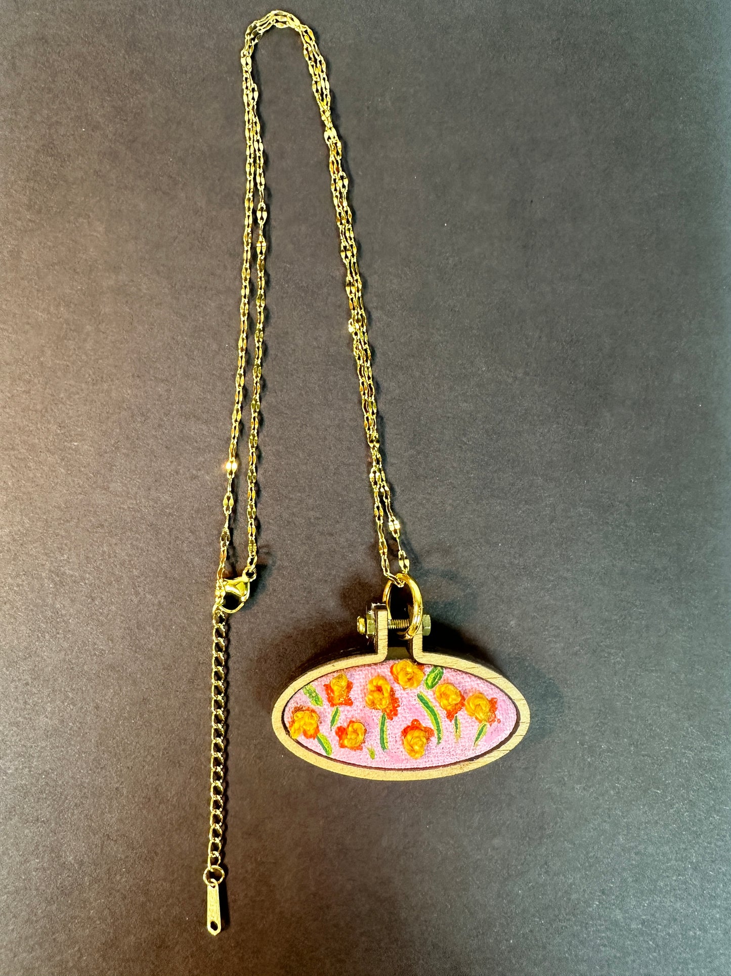 Dancing Flowers Necklace